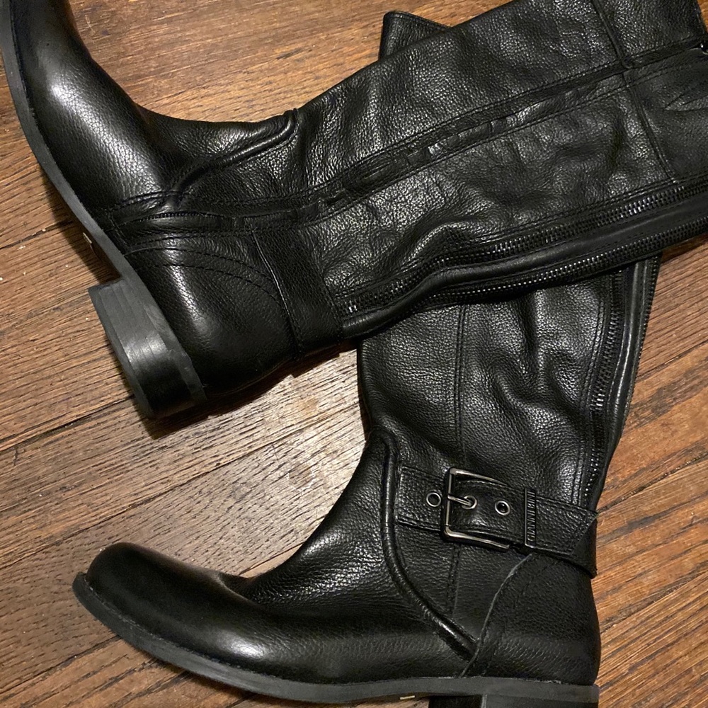 Leather riding boots